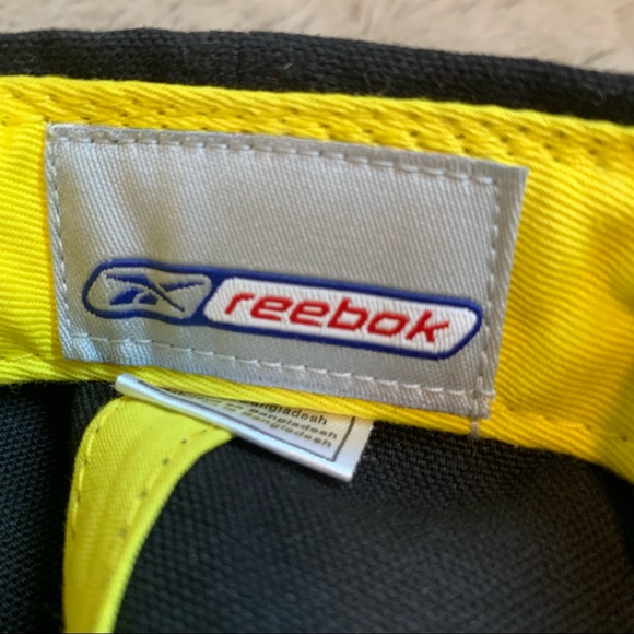 Autographed Sam Hornish Jr, Panther Racing Pennzoil Hat - Picture 8 of 11